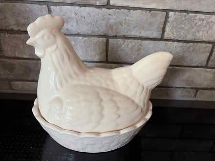 Photo of free ceramic egg holder (Tilehurst RG30) #1