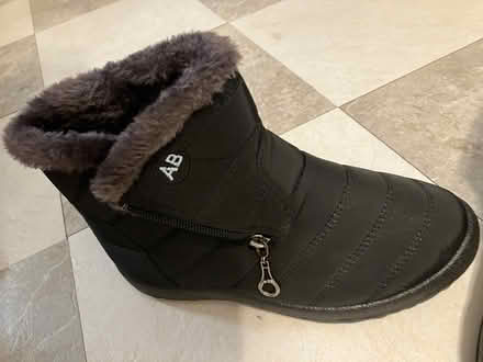 Photo of free snow boots (NoHo 10012) #2
