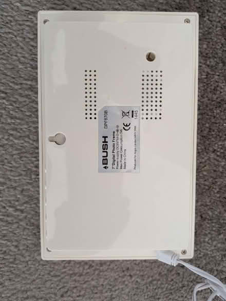 Photo of free 7 inches digital photo frame (Purley CR8) #2