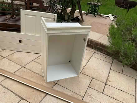 Photo of free Kitchen units (Reigate RH2) #3