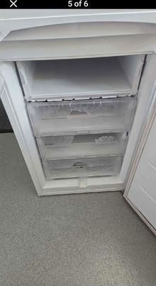 Photo of free Indesit fridge freezer (South Ham RG22) #4