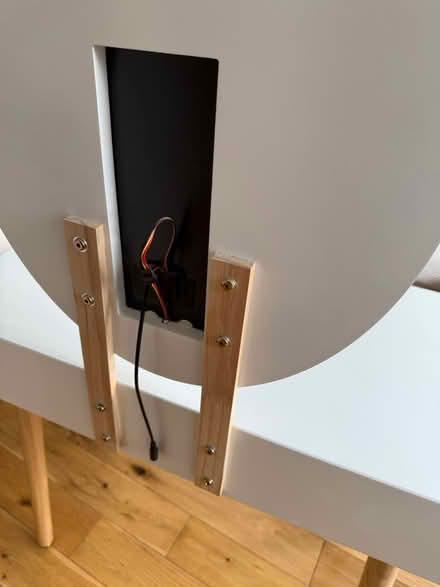 Photo of free Camarim dresser (Ha98sg) #3