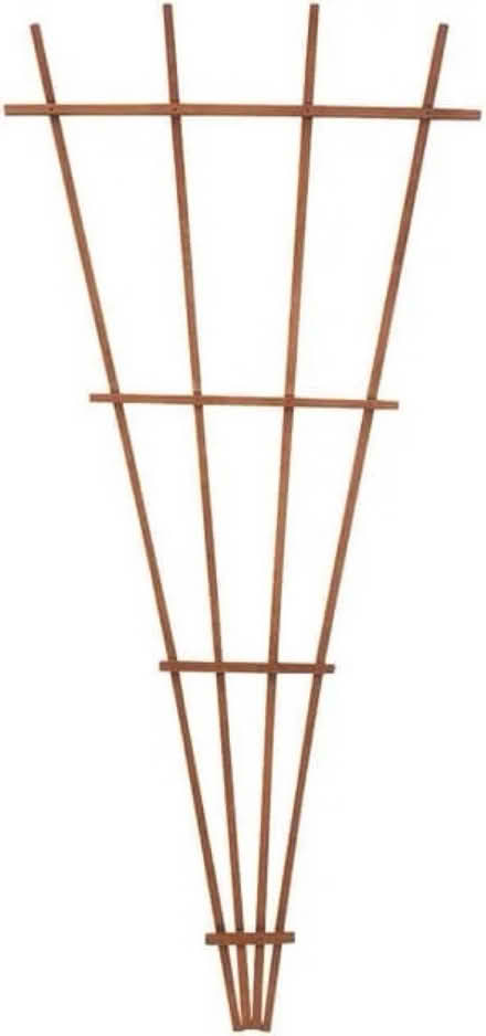 Photo of Tall metal/wood flat trellis (Greenwood) #3