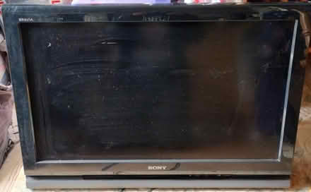 Photo of free 32" Sony Bravia (not smart TV) (Hatfield, AL10) #1