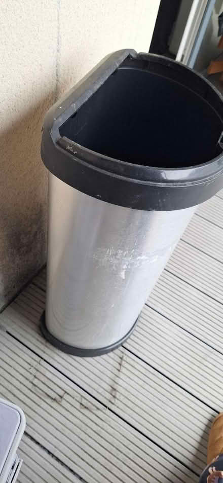 Photo of free Bin without lid (TW8) #4