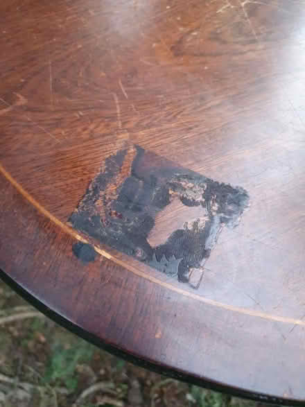 Photo of free Small oval table (Muswell hill N10) #4