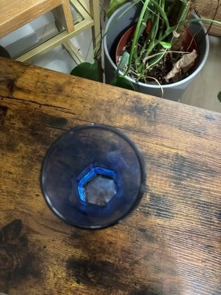 Photo of free Small blue vase (Bayswater W2) #2