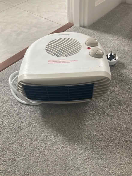 Photo of free Small electric heater (Cutteslowe OX2) #1