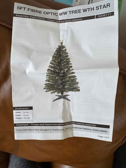 Photo of free Pre-lit Christmas Tree (Earl’s Court SW10) #1