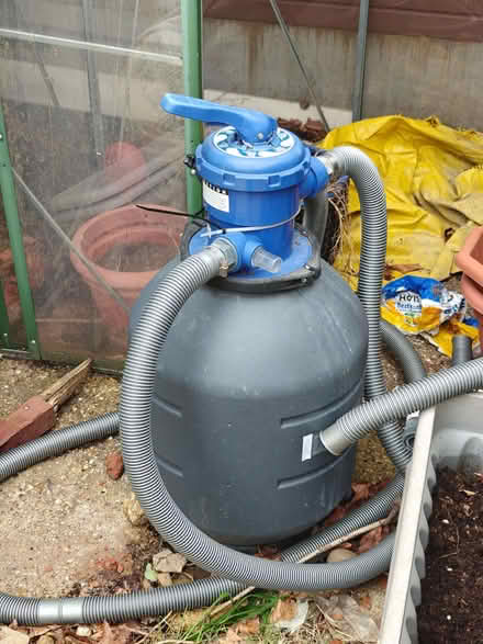 Photo of free Sand filter for pool (Leighton Buzzard LU7) #1