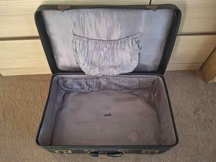 Photo of free Vintage Suitcase (Letchworth Lordship SG6) #2