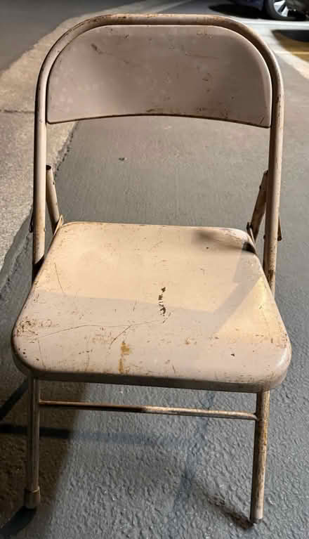 Photo of free Metal folding chair (1075 Valencia Avenue) #1
