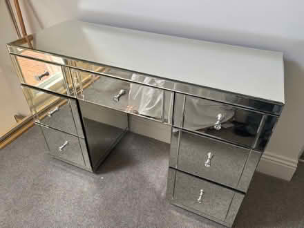 Photo of free Mirrored Dressing Table (Leeds LS1) #1