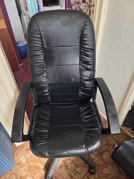 Photo of free Office Chair (IG10 3JF) #1