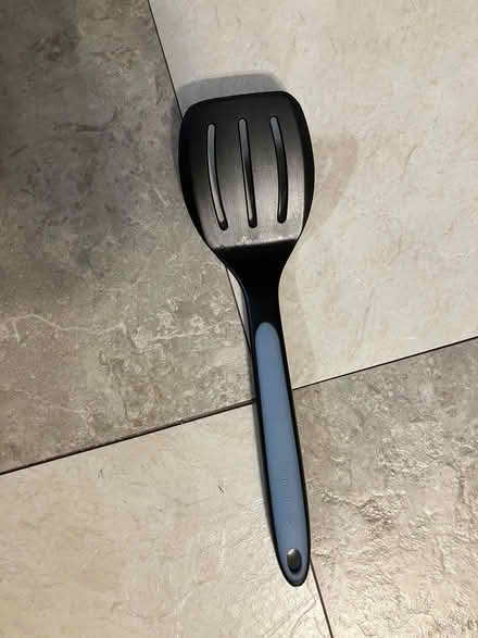 Photo of free spatula (NoHo 10012) #1