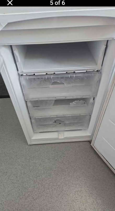 Photo of free Indesit fridge freezer (Basingstoke RG22) #4