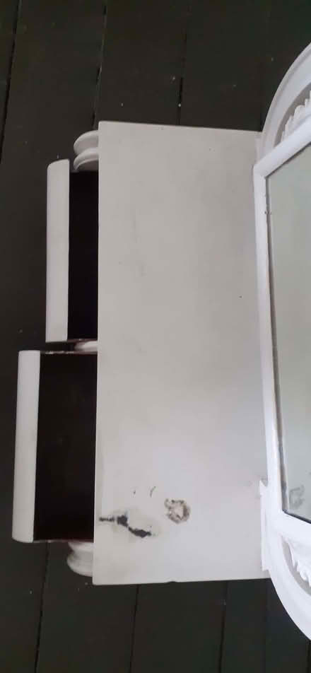 Photo of free Victorian/Edwardian swing mirror (Bexleyheath DA7) #3