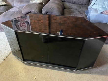 Photo of free TV cabinet (Bundoora 3083) #2