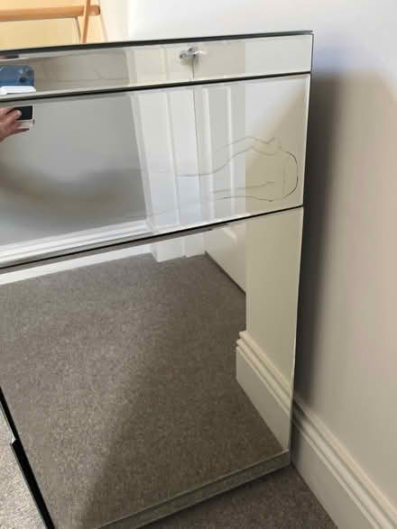 Photo of free Mirrored Dressing Table (Leeds LS1) #4