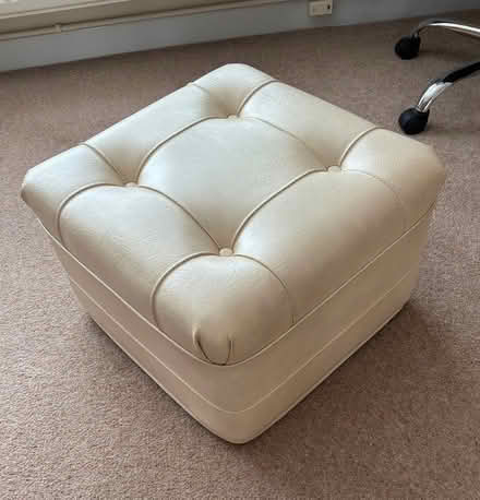 Photo of free Poofé (Warminster BA12) #1