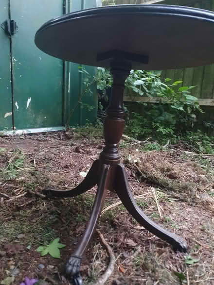Photo of free Small oval table (Muswell hill N10) #3