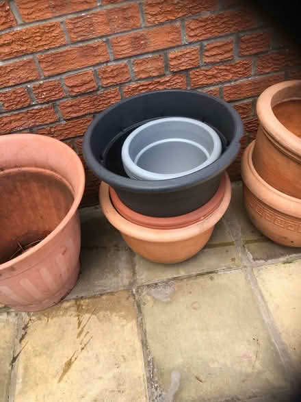 Photo of free Large plastic pots (Gracemount EH17) #3