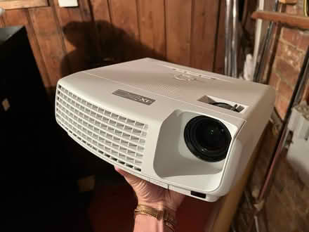 Photo of free Video projector (SW19 4PE) #1