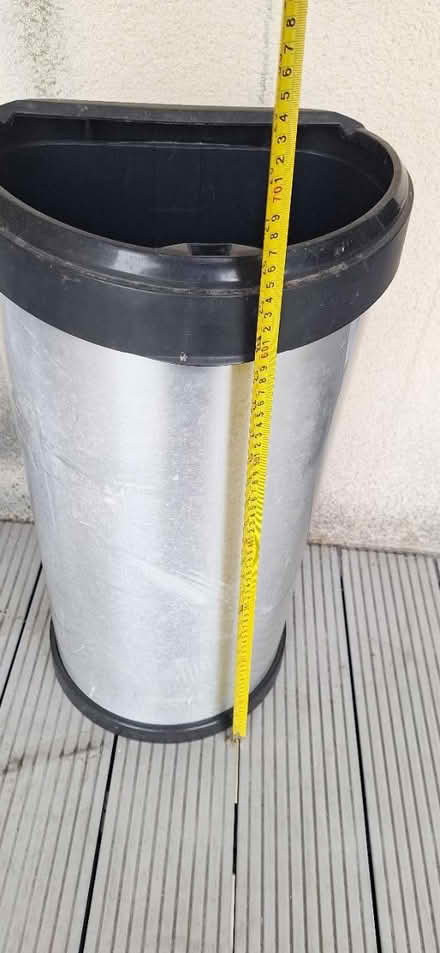 Photo of free Bin without lid (TW8) #1