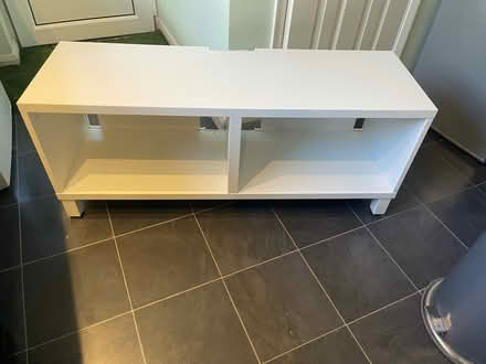 Photo of free White media unit (Lightwater GU18) #1