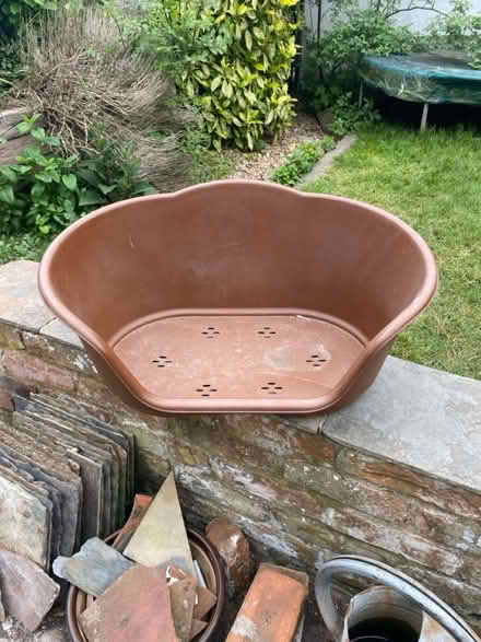 Photo of free Dog bed (ME139 bh) #1