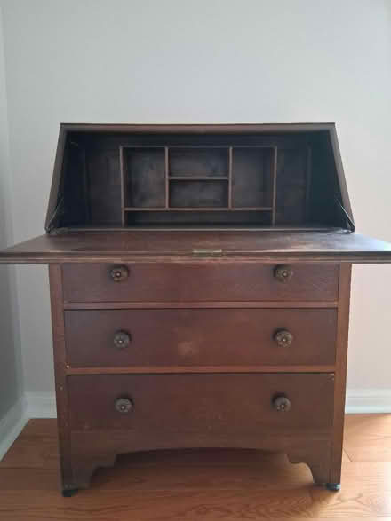Photo of free Antique Scecretary Desk (Oakwood Vaughan) #1