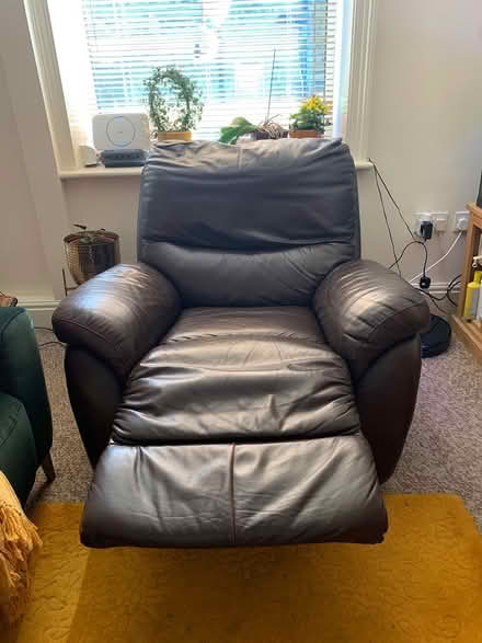 Photo of free LA-Z-BOY manual recliner (Haworth BD22) #2