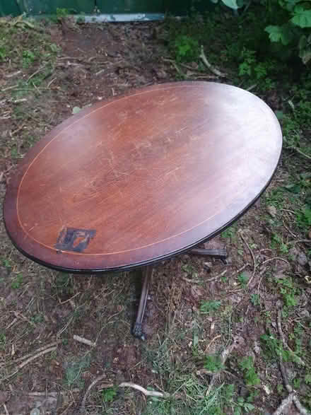 Photo of free Small oval table (Muswell hill N10) #1