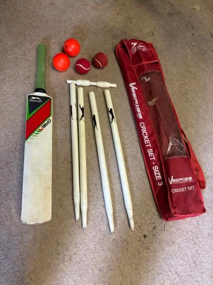 Photo of free Children’s cricket set (Westbury-on-Trym, BS9) #1