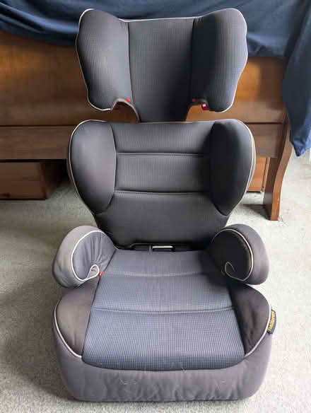Photo of free Car booster seat 15-36 kg Group 2/3 (Pudsey LS28) #1