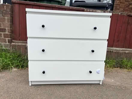 Photo of free chest of drawers (21 Ardmere Road) #2