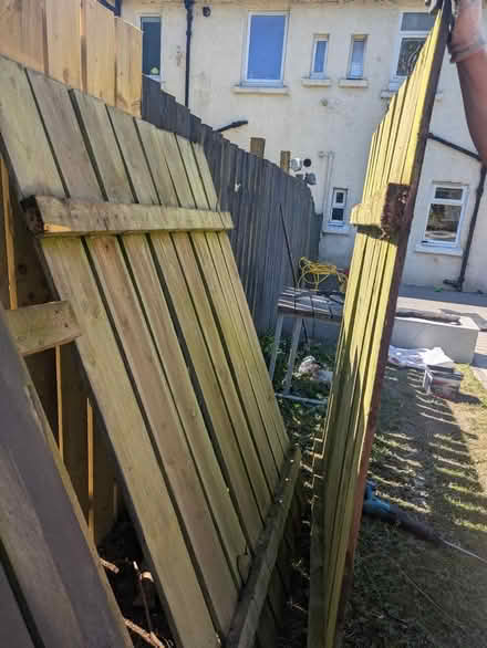 Photo of free Wood fence bits (Mosspark, Glasgow G52) #1