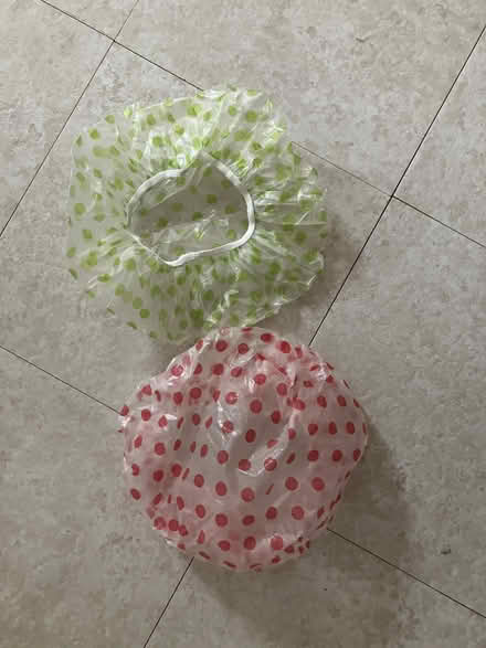 Photo of free shower caps (NoHo 10012) #1