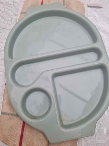 Photo of free Melamine plates (W51lf) #1