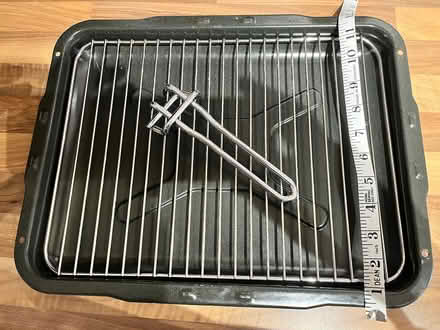 Photo of free Grill pan 15” x 11.5” (CM12) #2