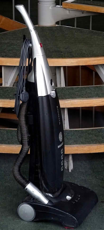 Photo of vacuum cleaner (Sheffield centre S1) #1