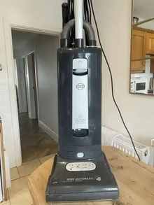 Photo of free sebo vac very powerful (Moor Allerton LS17) #1