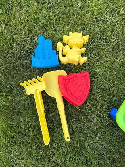 Photo of free Child’s golf set and sandbox toys (The Hythe, Maldon CM9) #4