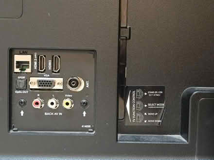 Photo of free TV spare/repair 40" Smart 4K HD (SE9) #3