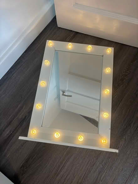 Photo of free Vanity Mirror (CV21 Newbold) #2
