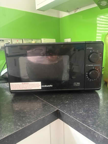 Photo of free Black Microwave (Purley on Thames RG8) #3