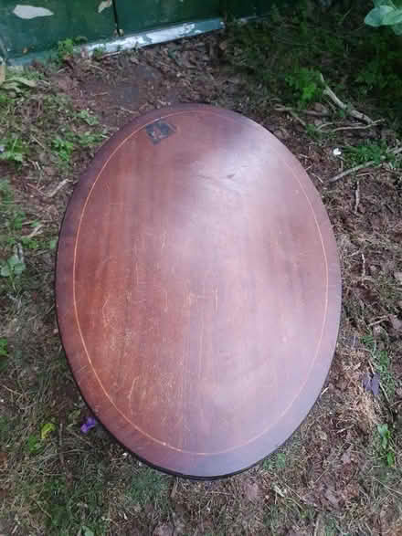 Photo of free Small oval table (Muswell hill N10) #4