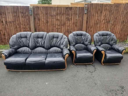 Photo of free Leather chair (Bs4) #2