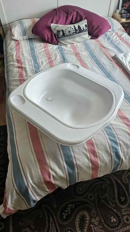 Photo of free Baby bath (High barnet EN5) #2