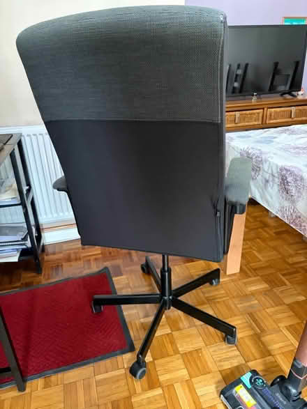 Photo of free Grey Office Chair with wheels (Matlock DE4) #2